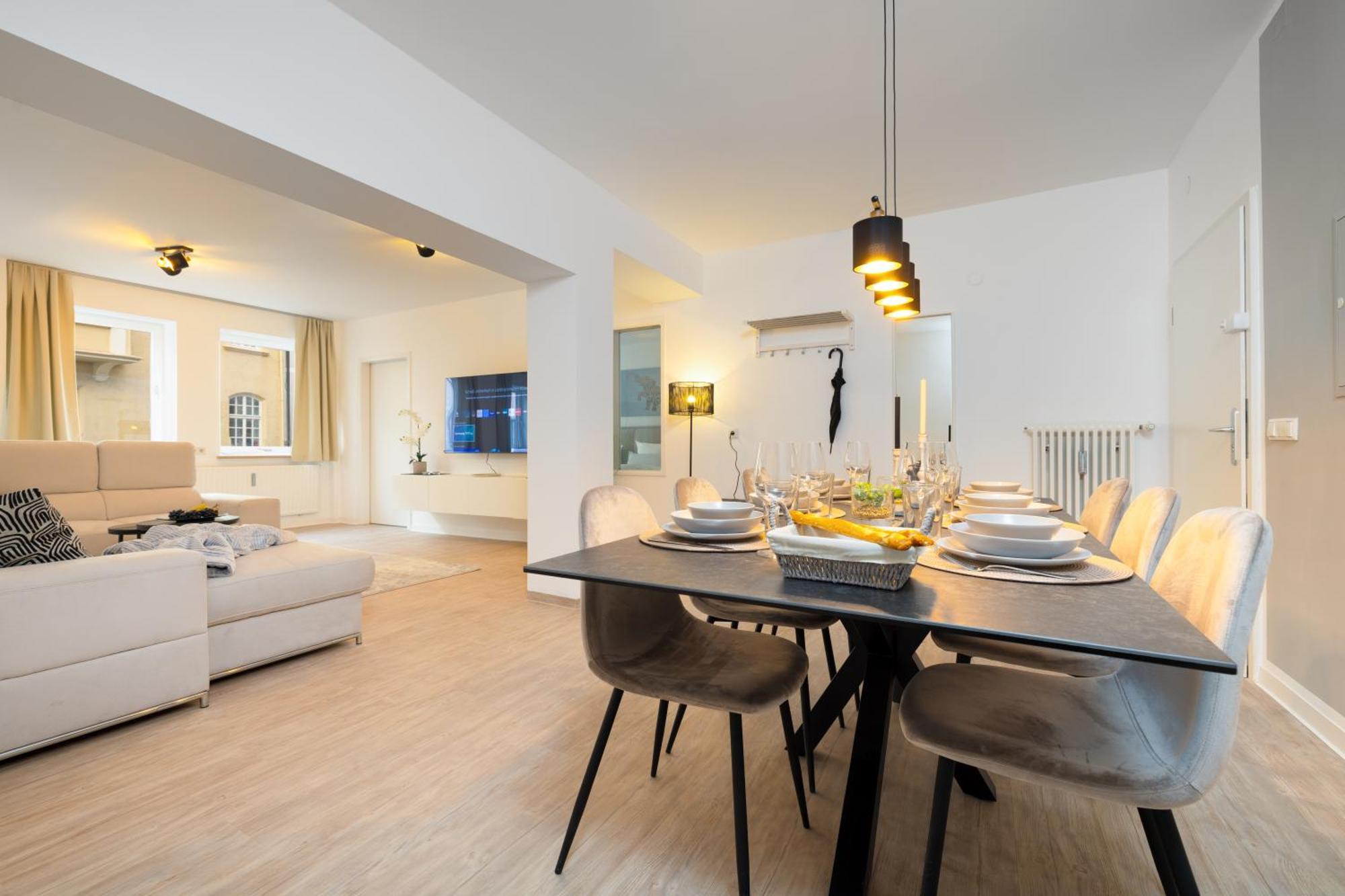 Primero City-Loftdomizil Innenstadt 84Qm Mit Grosser Gemeinschaftsterrasse اوغسبورغ المظهر الخارجي الصورة
