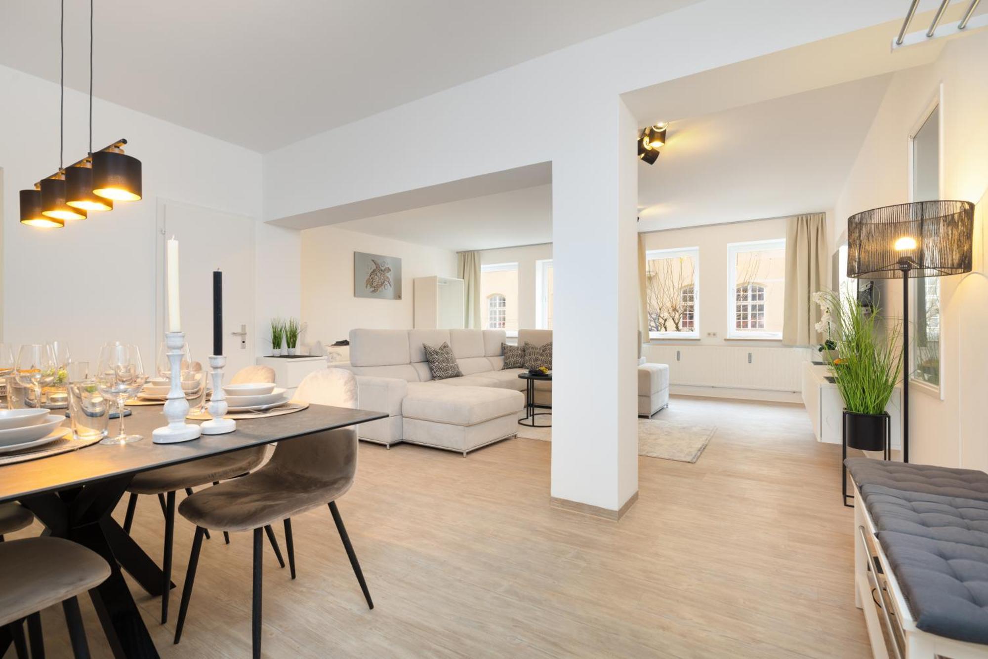 Primero City-Loftdomizil Innenstadt 84Qm Mit Grosser Gemeinschaftsterrasse اوغسبورغ المظهر الخارجي الصورة
